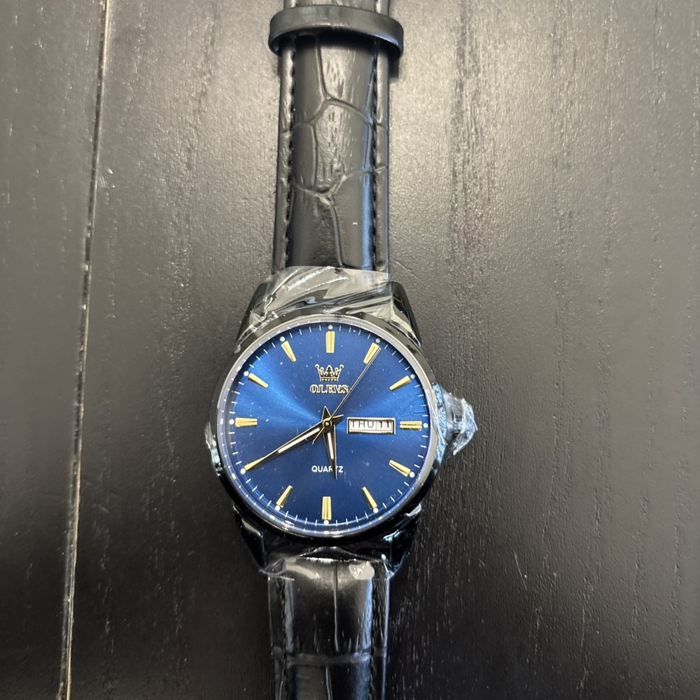 OLEVS Mens Watch. Black Band, Blue Dial, Day Date. Brand New. 39mm